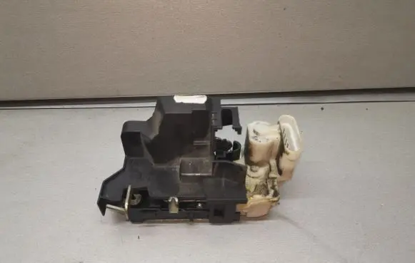 Front door lock