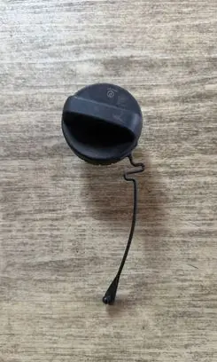 Toyota C-HR I Fuel tank filler cap