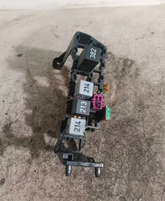 Audi A4 S4 B5 8D Fuse box set 8D1937545