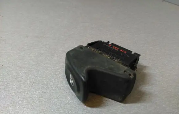 Renault Kangoo I Electric window control switch 838099G