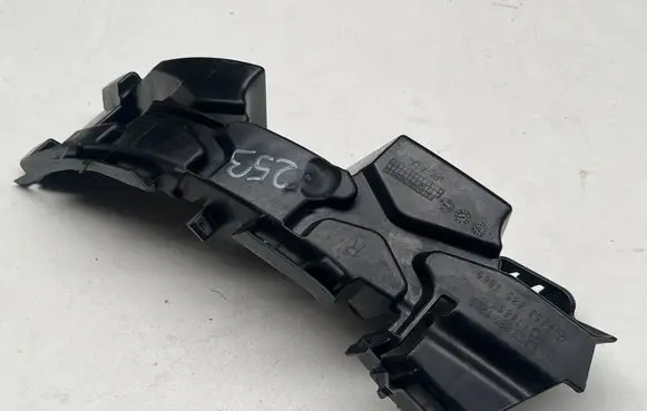 Mercedes-Benz GLB X247 Rear glass lock/latch Q553 A2538851865