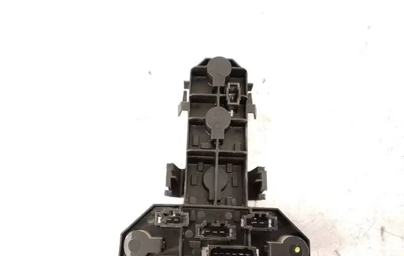 Volkswagen Golf IV Tail light bulb cover holder 1J6945257