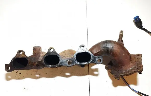 KIA Sorento Exhaust manifold yh1