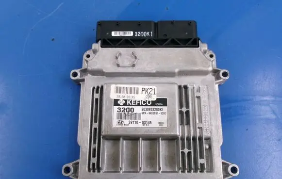 Hyundai i10 Engine control unit/module ECU 39110-03145