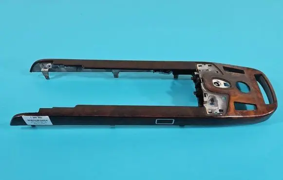 Mercedes-Benz S W221 Center console decorative trim A2216800234 IMPRK1390355