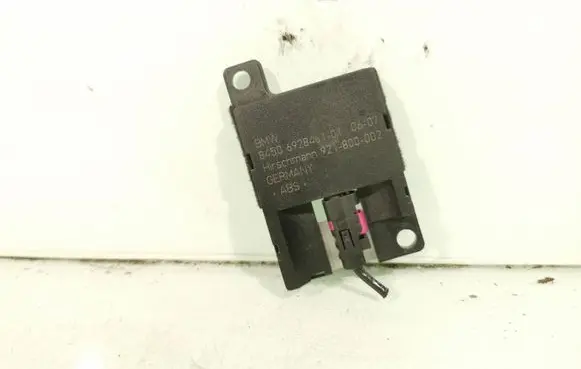 BMW 5 E60 E61 Bluetooth antenna 6928461 921800002