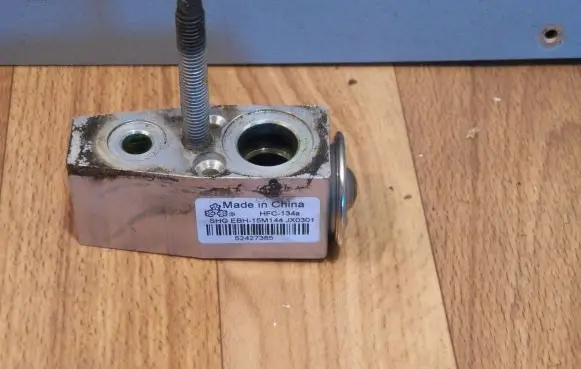 Air conditioning (A/C) expansion valve