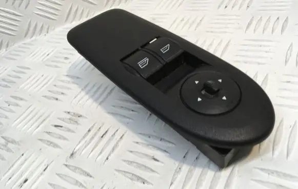 Ford Focus Electric window control switch 7M5T14529CA