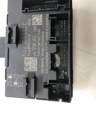 Volkswagen Golf VII Door control unit/module 5Q4959592C
