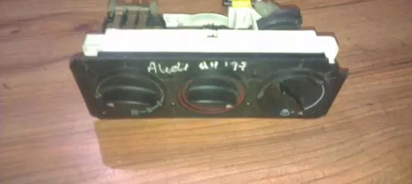 Audi A4 S4 B5 8D Climate control unit