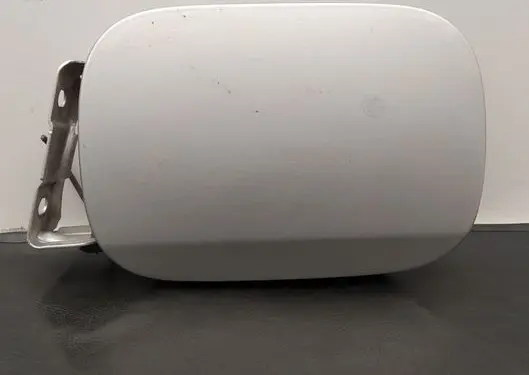 Mercedes-Benz E W211 Fuel tank cap A0005843117