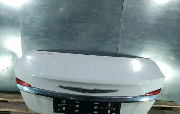 Chrysler 200 Tailgate/trunk/boot lid