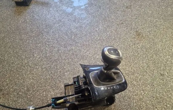 Buick Encore I Gear shifter/selector