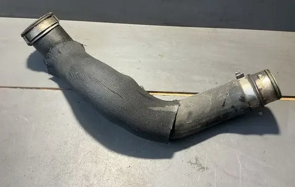 Audi A6 S6 C6 4F Intercooler hose/pipe 4F0145738R