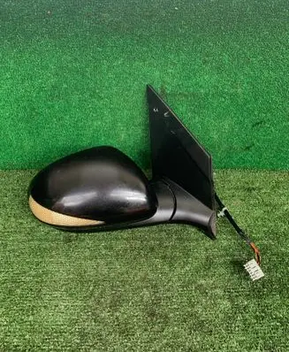 Honda Civic Front door electric wing mirror 