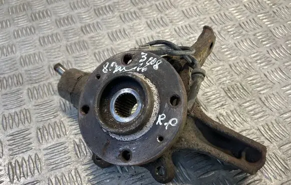 Peugeot 3008 I Front wheel hub spindle knuckle