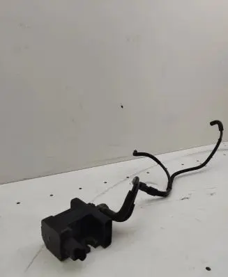 Citroen C4 I Picasso Engine mount vacuum valve 9660693180