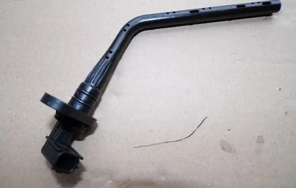 Nissan Juke I F15 Oil level sensor 111452963R