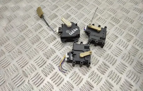 Mazda 5 Air flap motor/actuator HB601BA6R HB601BA6R01 8610007070