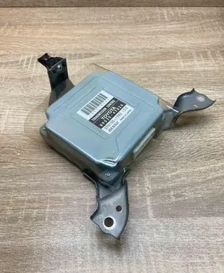 Toyota Prius (XW20) Gearbox control unit/module 8953547020