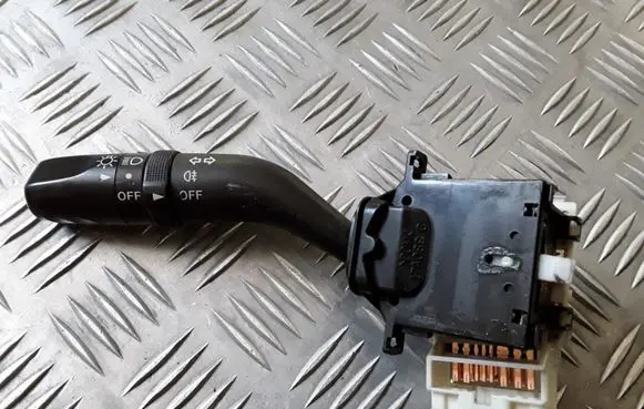 Mazda Premacy Indicator stalk 17A089C