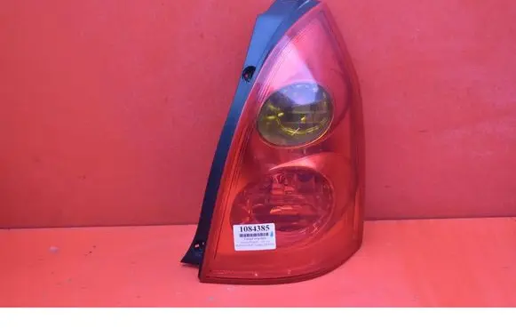 Nissan Primera Rear/tail lights 26550AU40A
