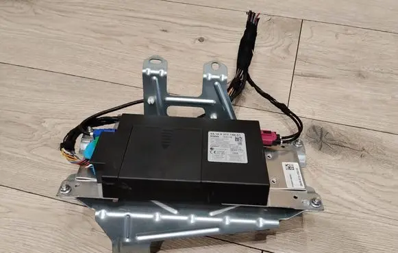BMW 6 F12 F13 Bluetooth control unit module 9377149 1000581890