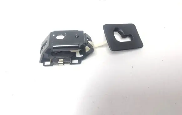 Audi A6 S6 C6 4F Cargo luggage net fixing mount 4F986736B