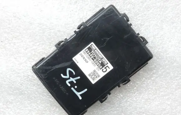 Toyota Yaris Power management control unit