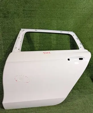Volkswagen PASSAT B9 Rear door 3J0833311A
