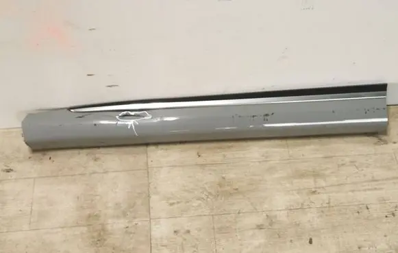 Ford Puma Front door trim (molding)