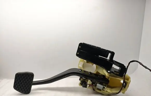 BMW 5 F10 F11 Brake pedal 6775368 0809081428 4010989A