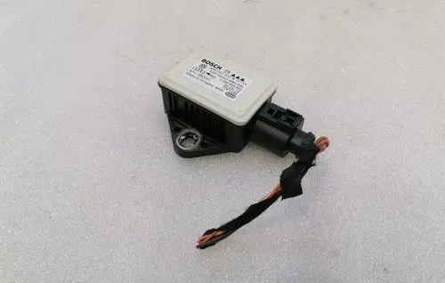 Audi A5 8T 8F Yaw turn rate sensor 8R0907637B