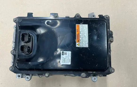 Toyota Prius (XW50) Voltage converter inverter G9200-47261 G920047261 2321001721