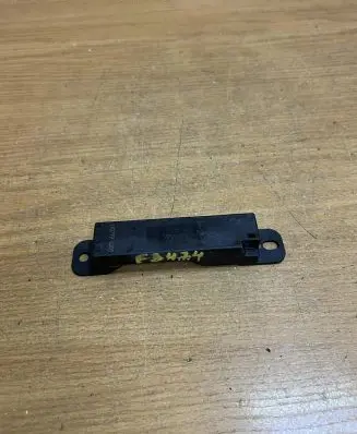 Mercedes-Benz C W205 Keyless system antenna A2059053005 F3474