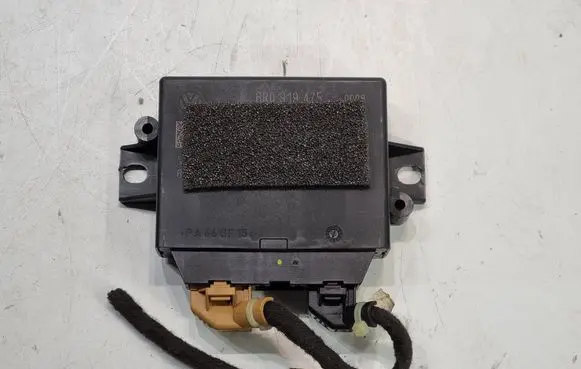 Volkswagen Polo V 6R Parking PDC control unit/module 6R0919475