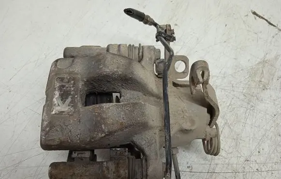 Citroen C4 I Picasso Rear brake caliper 9684131880
