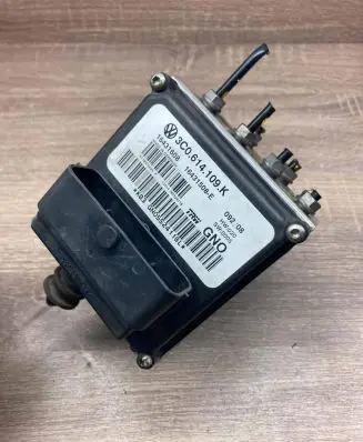Volkswagen PASSAT B6 ABS Pump 3C0614109K 16431608 16431508E