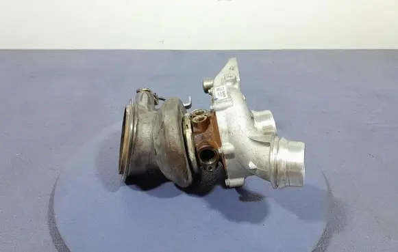 BMW 3 G20 G21 Turbo system vacuum part 9845814