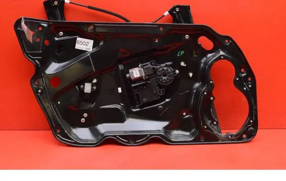 Volkswagen PASSAT CC Front door window regulator with motor 3AA837755