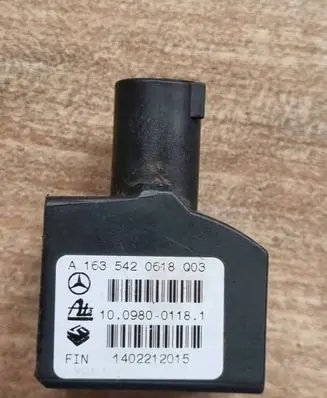 Mercedes-Benz C W203 ESP acceleration yaw rate sensor A1635420618 10098001181