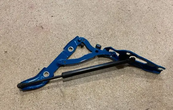 BMW M2 F87 Tailgate/trunk/boot hinge 7304558 7304556
