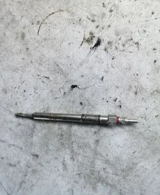 Opel Astra J Spark plug 55567737 266028