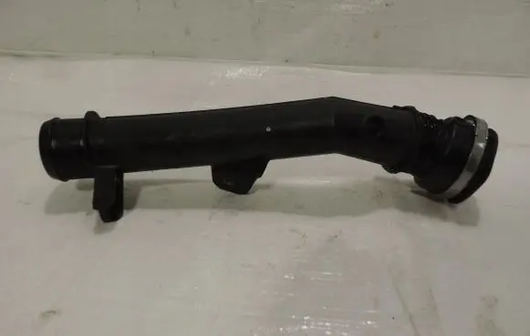 Opel Crossland X Air intake duct part 9810958380