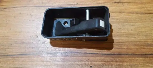 Ford Escort Front door interior handle 91aba22600ab 91ab-a22600-ab