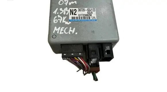 Suzuki Swift I Power steering control unit/module 3872063J10 63J0 Q1T23882M