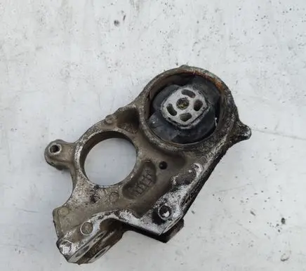 Peugeot 407 Driveshaft support bearing bracket 96502581