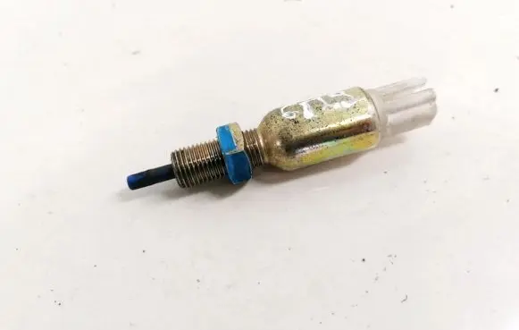 KIA Sorento Brake pedal sensor switch