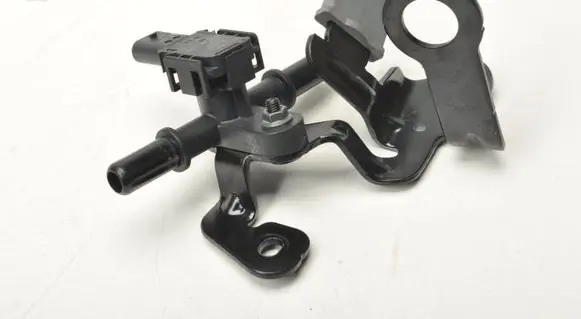 Volvo V60 Fuel pressure regulator 32242588
