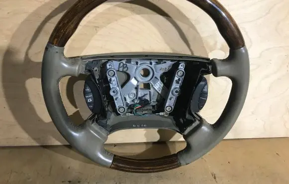 Jaguar XJ X308 Steering wheel HJB9181DB AEK MEDIS438